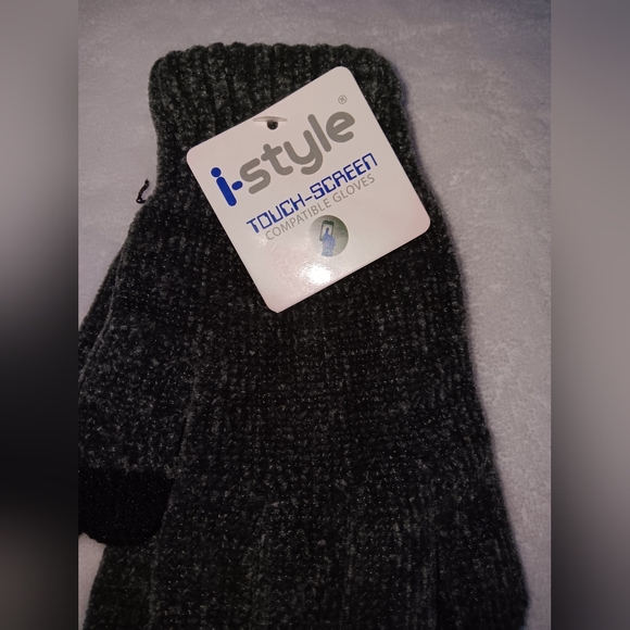 I-Style Touch Screen Compatible Gloves Lot Of 2 - Picture 2 of 7